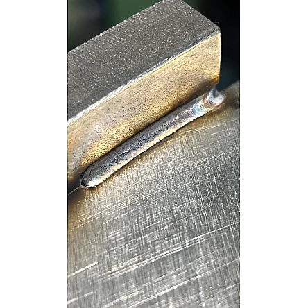 Handgeführtes Faserlaser-Schweissgerät LASER HR 1,5 kW