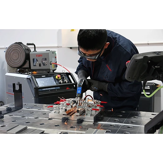 TRM Handgeführtes Faserlaser-Schweissgerät LWH1500-P (Wassergekühlt)8
