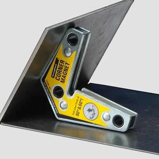 Aussenkanten-Magnet für eine saubere Verbindung7