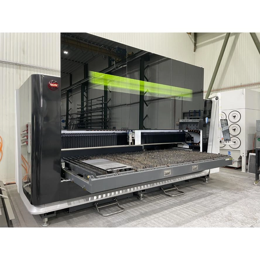 BODOR i7 Serie 1500 x 3000 mm