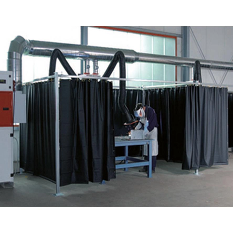 Dreiteilige Schutzwand mit Folienvorhang